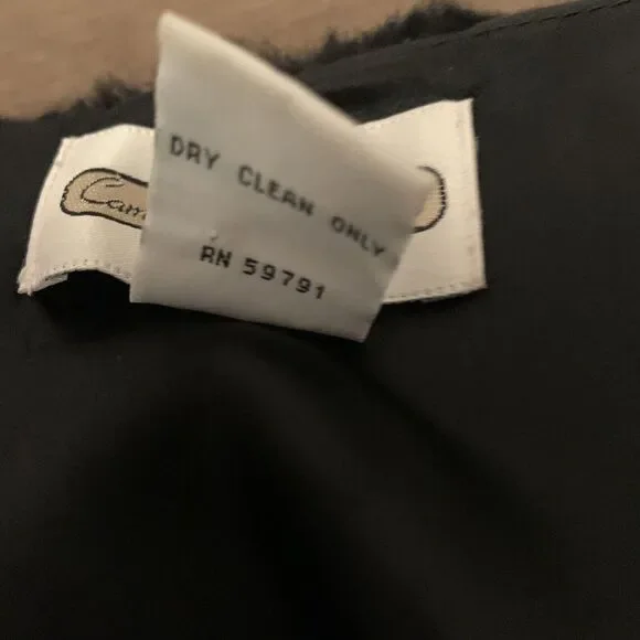 Cambridge Dry Goods Vest Womens  Large Faur Fur Vegan Fur Zip Front Soft Vintage - Picture 6 of 12